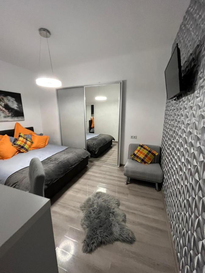 Central Studio Брашов Экстерьер фото
